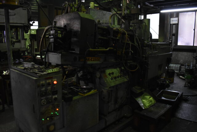 亜鉛ダイカストAK25t